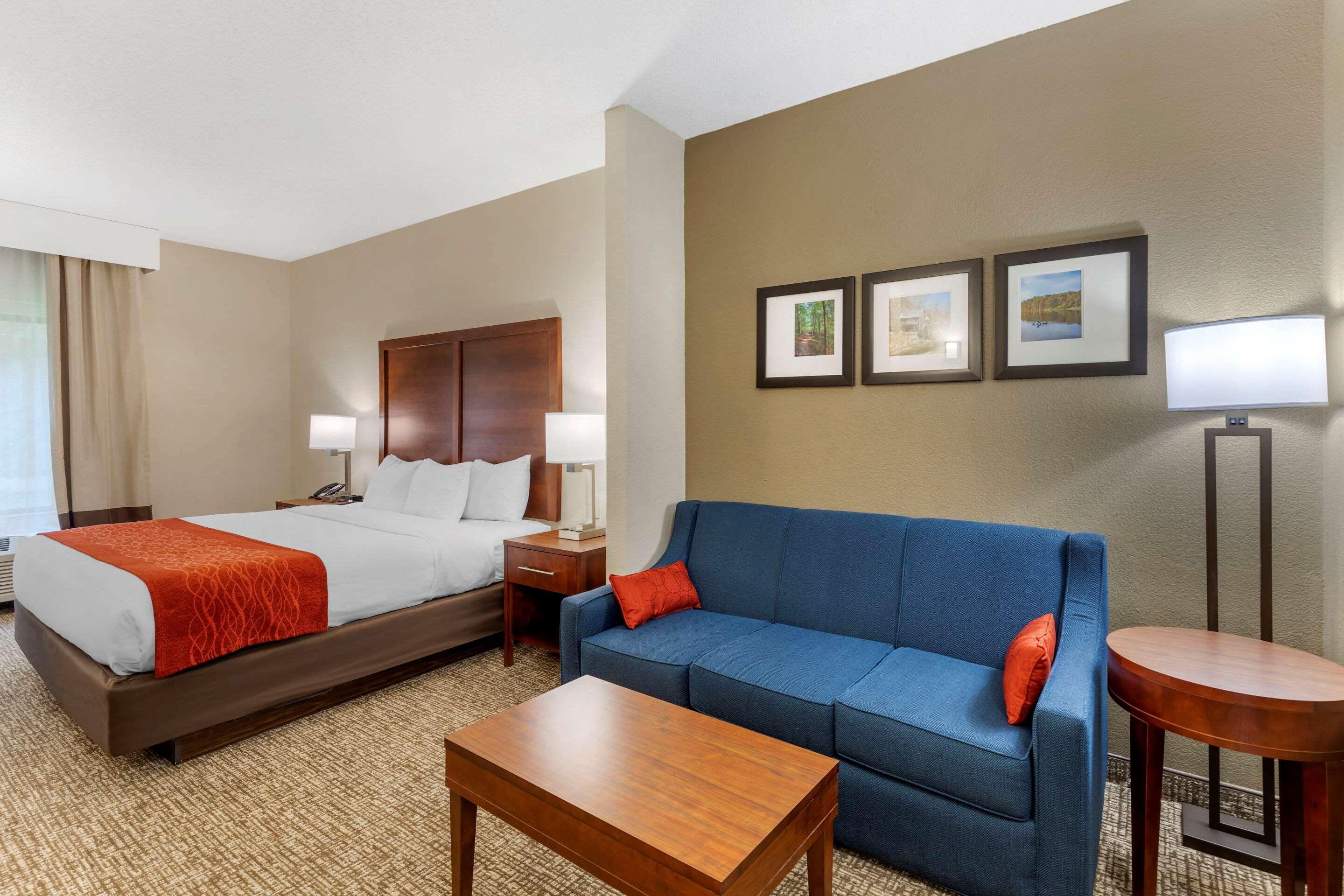 קנטון Comfort & Inn Suites מראה חיצוני תמונה