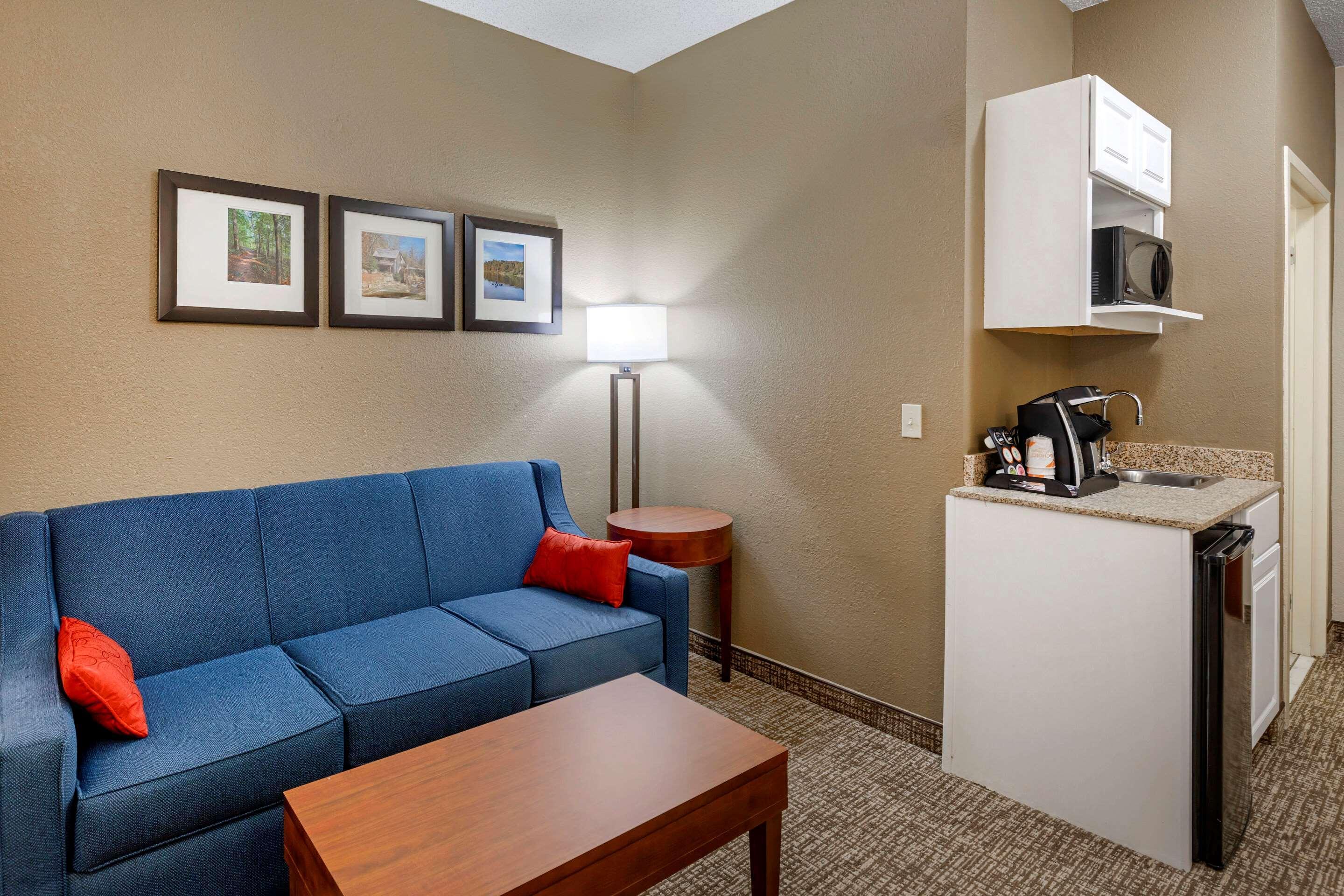 קנטון Comfort & Inn Suites מראה חיצוני תמונה