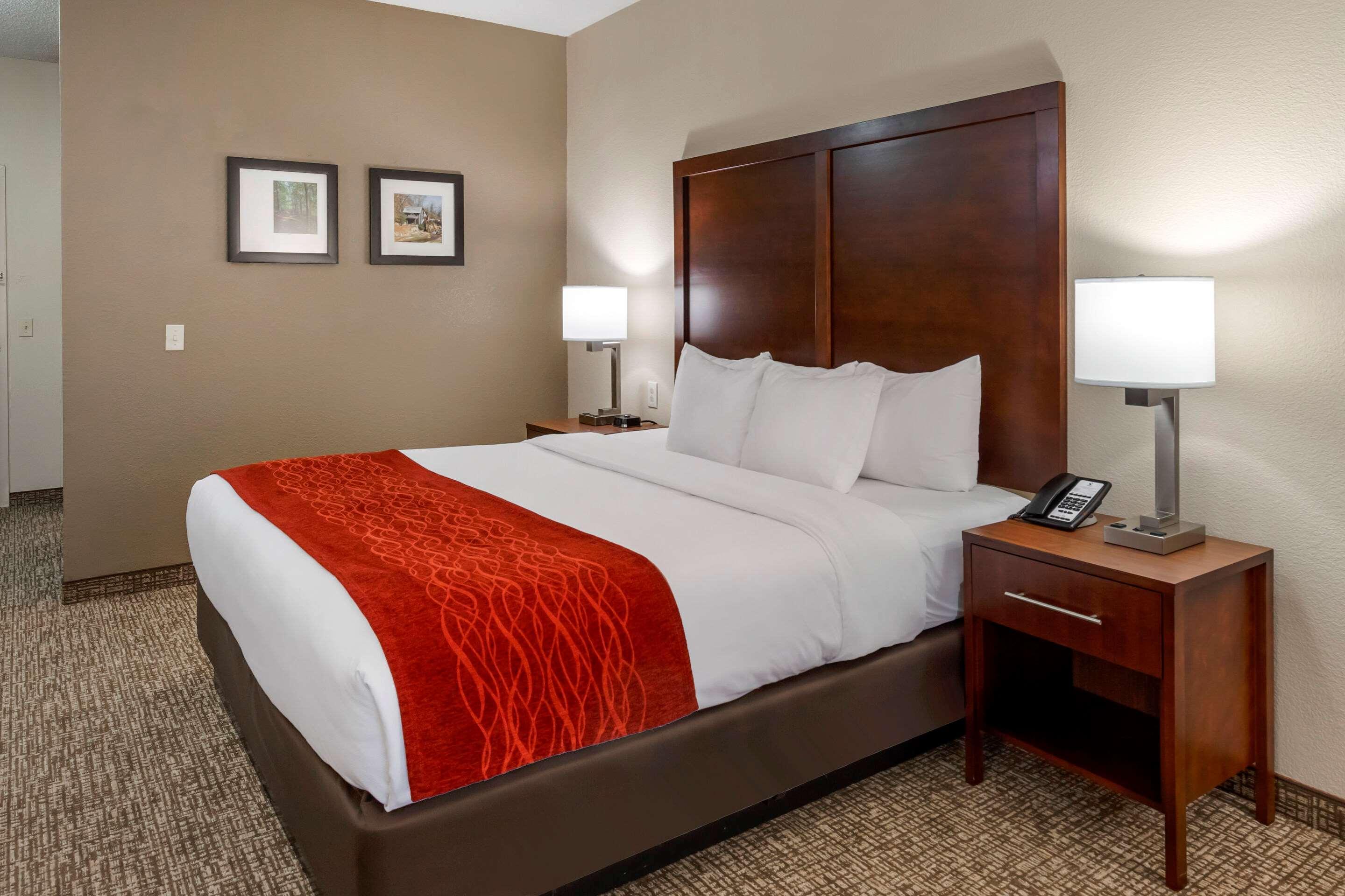 קנטון Comfort & Inn Suites מראה חיצוני תמונה