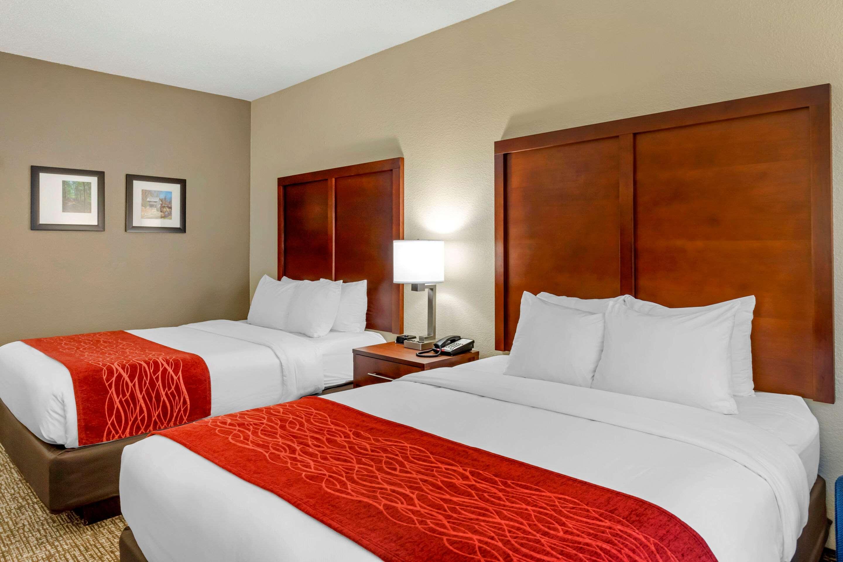 קנטון Comfort & Inn Suites מראה חיצוני תמונה