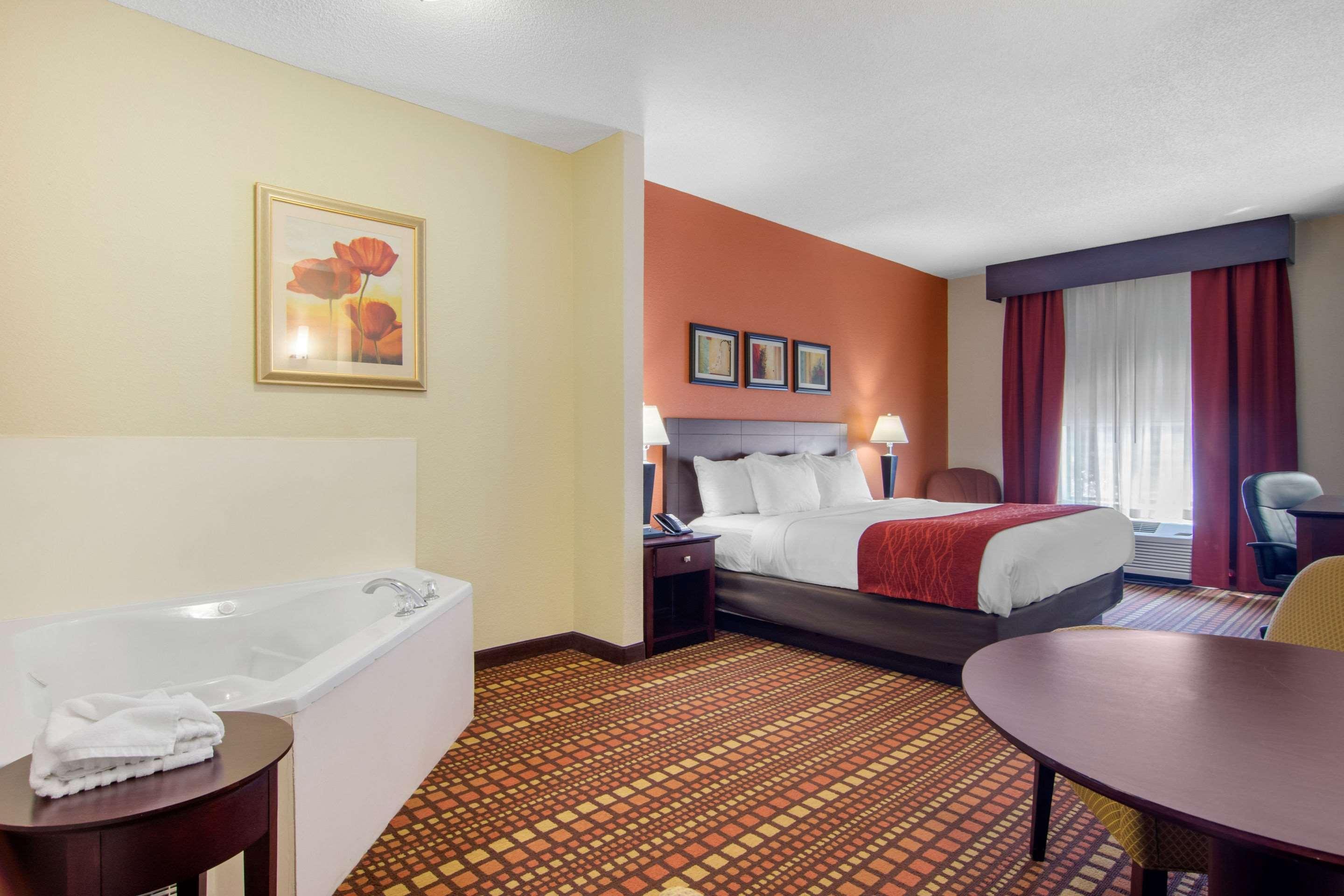 קנטון Comfort & Inn Suites מראה חיצוני תמונה