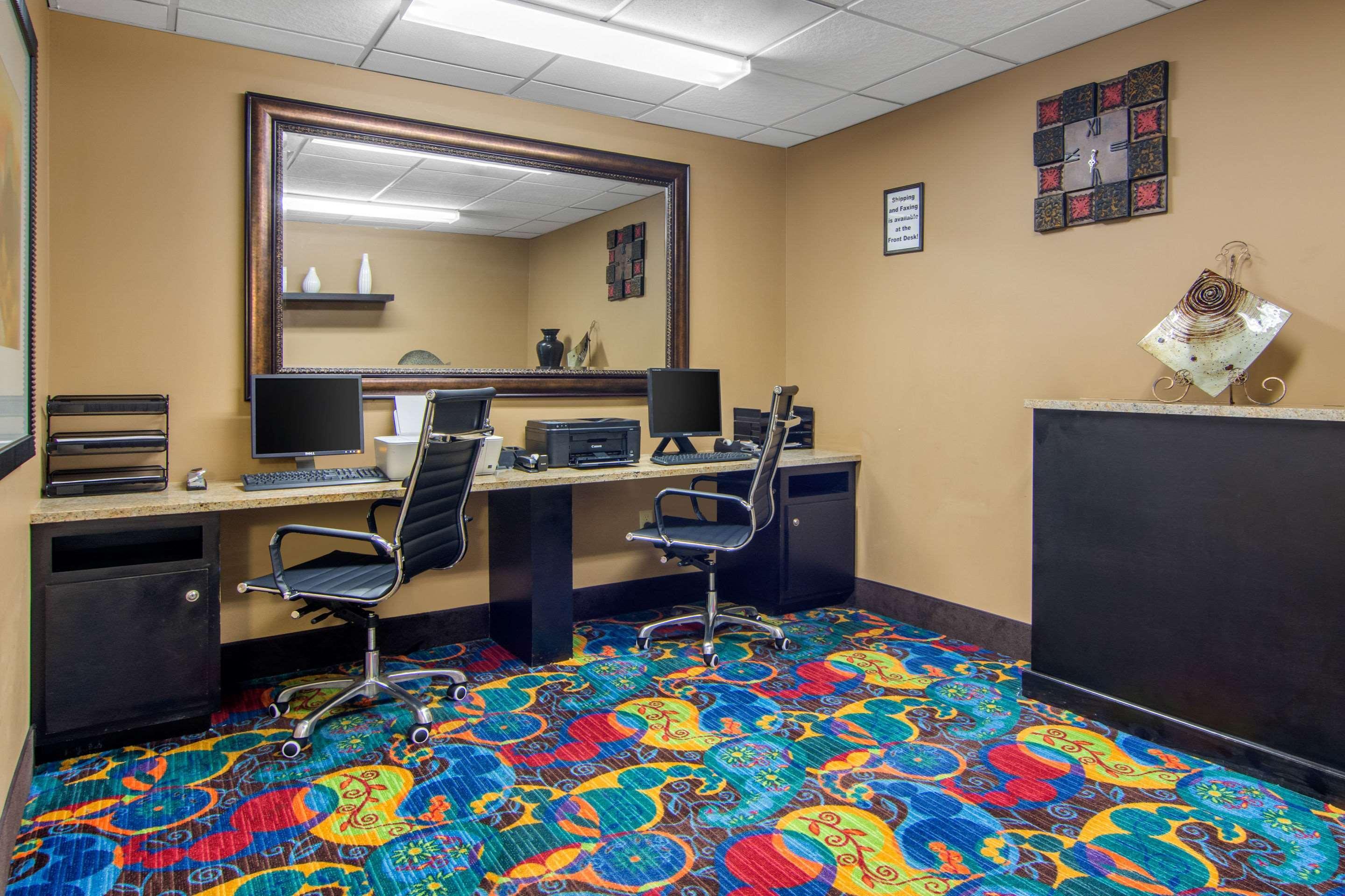 קנטון Comfort & Inn Suites מראה חיצוני תמונה