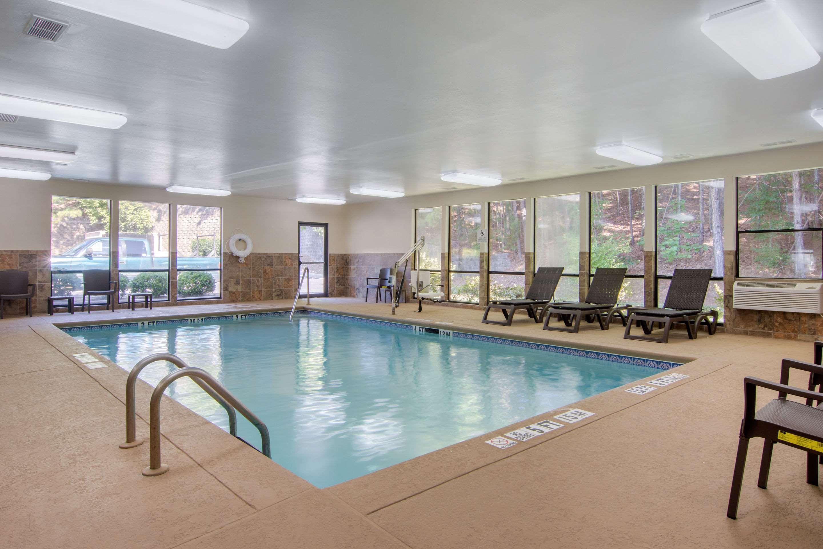 קנטון Comfort & Inn Suites מראה חיצוני תמונה