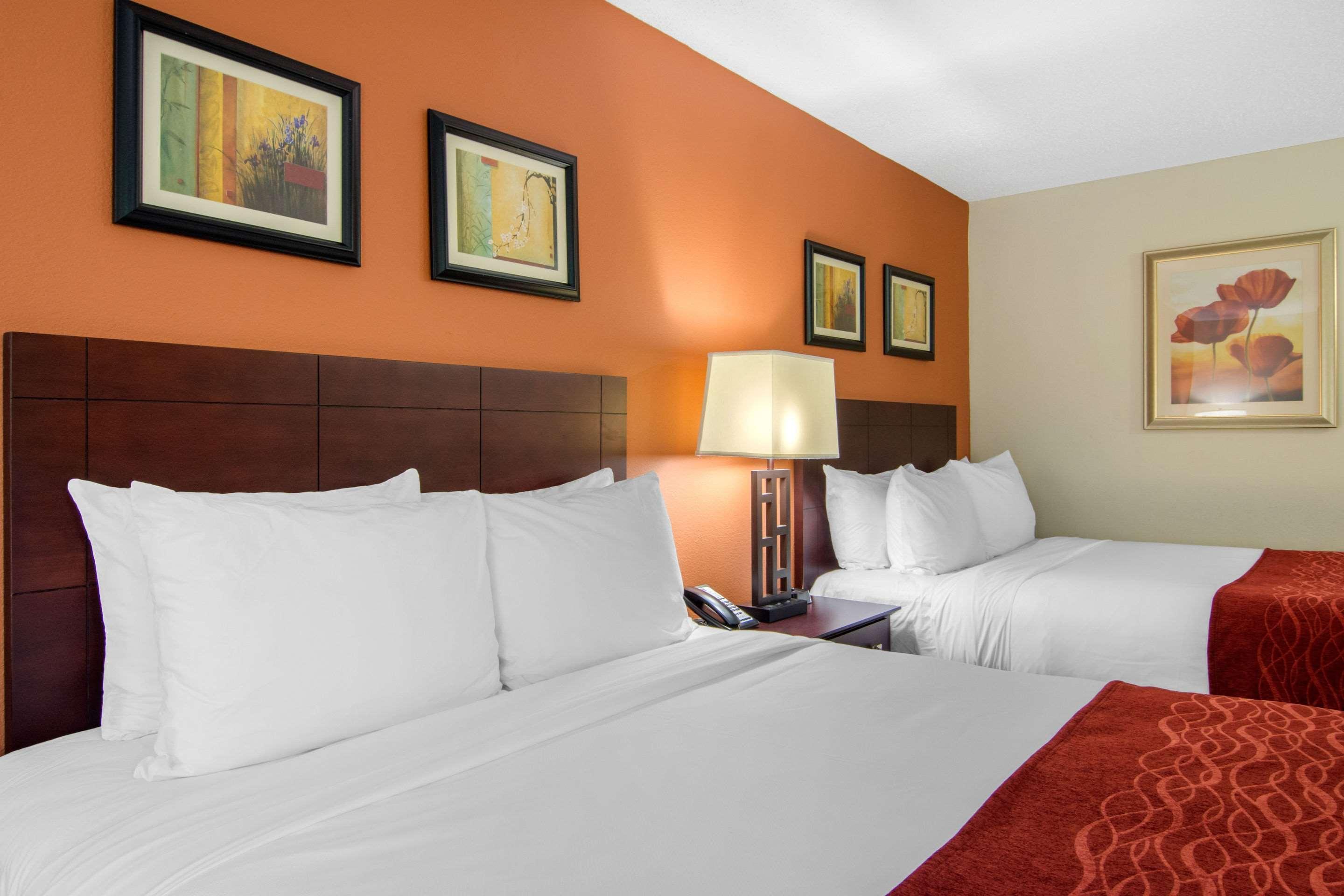 קנטון Comfort & Inn Suites מראה חיצוני תמונה